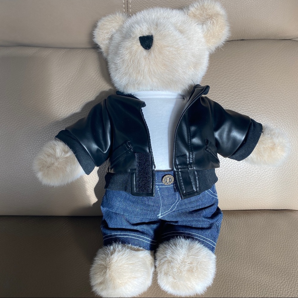 Williamsburg Teddy Bear